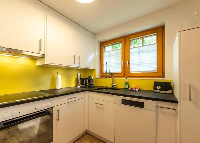 Beautiful Amara Apt. 2 Person. *